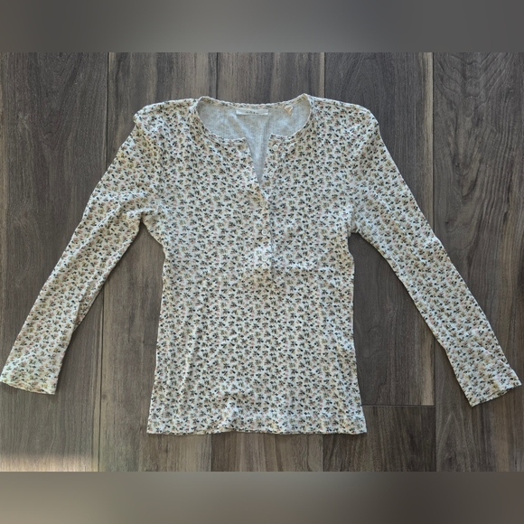 Dôen Paola Tee in Sunlit Secret Garden - Picture 4 of 13